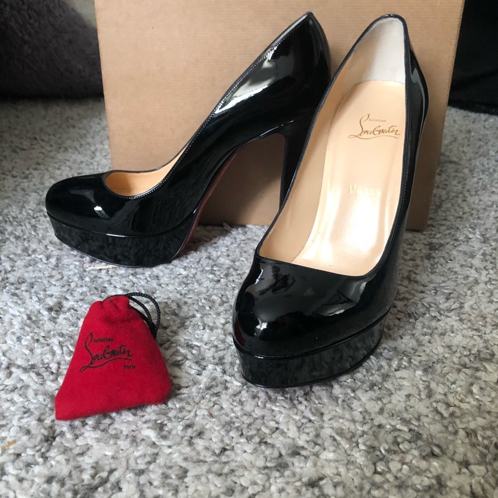 SOLD - NWT Louboutins